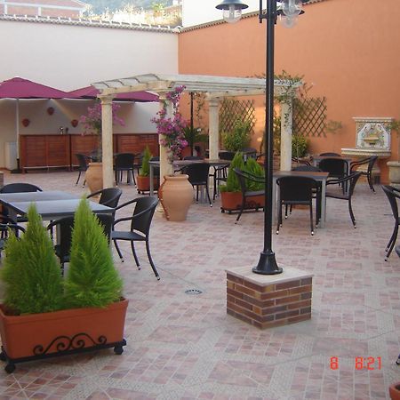 Hotel Ciudad De マルトス エクステリア 写真